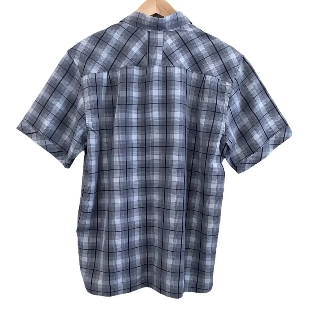 Quiksilver Mens Size Large Gray Black Plaid Button Up Shirt Short Sleeve